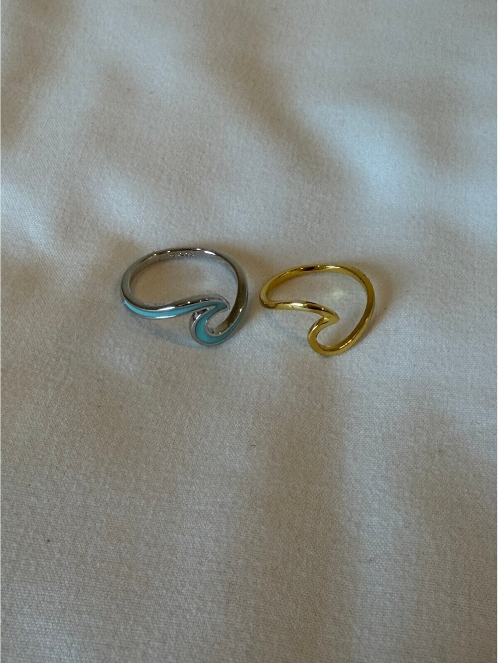 Puravida Wave Rings